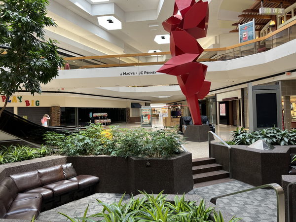 Lakeside Mall - July 22 2022